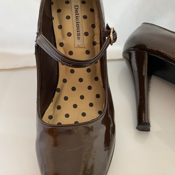 Espresso Brown Patent Leather Heels - Picture 3 of 5